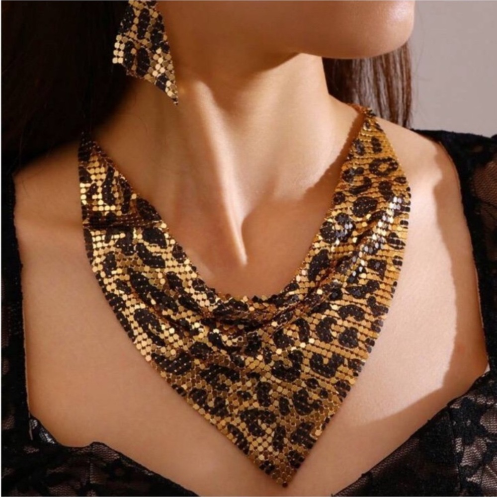 Leopard Print Gold Statement Necklace and Earring Set - Picture 5 of 6